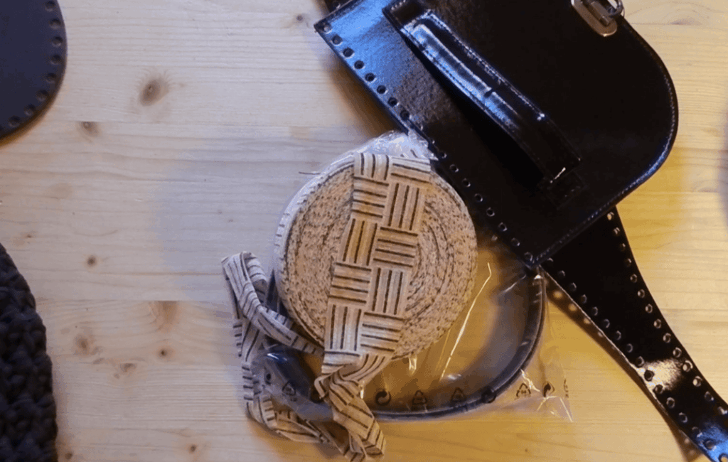 Tipologie e materiali: dal cotone all'ecopelle